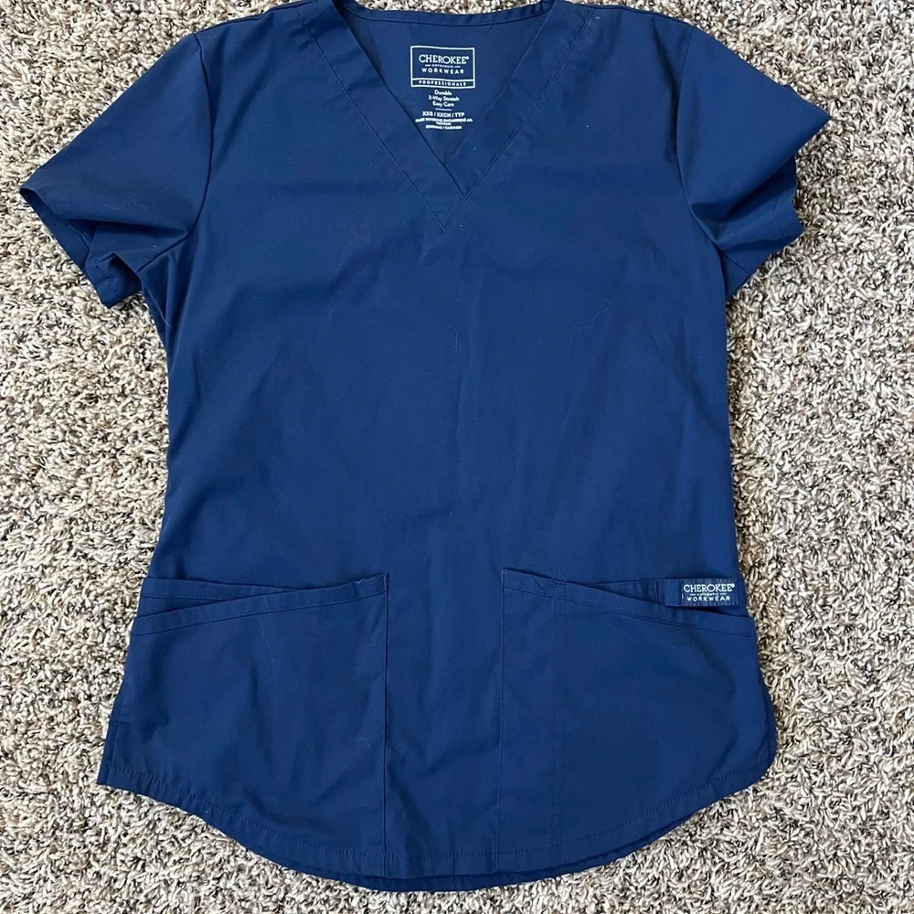 Scrub Set - Picture 1 of 5